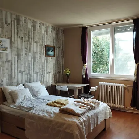 Poetyi Flat Appartement Boedapest Buitenkant foto